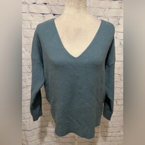Windsor Wrap Sweater Women’s Blue V Shaped Neckline Size Large NWT Small